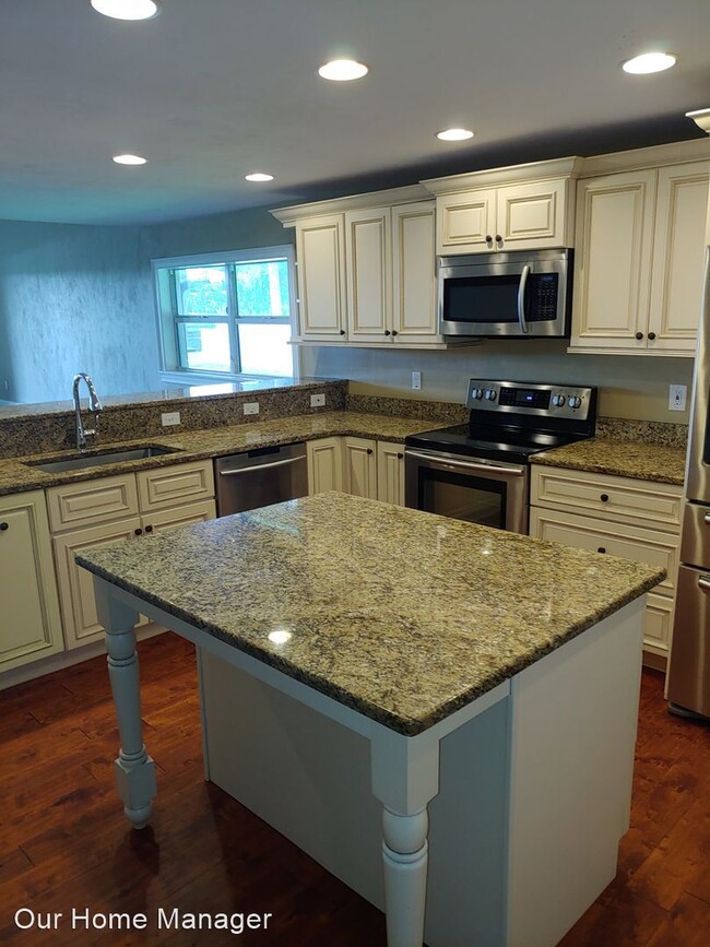 Building Photo - 3 br, 3 bath House - 2303 River Ridge Rd