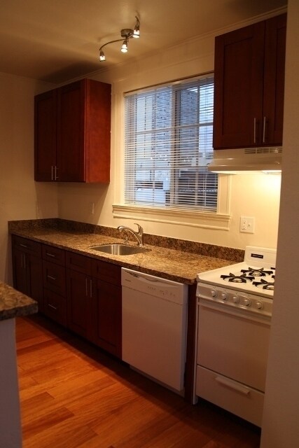 Building Photo - 1140 Sutter St