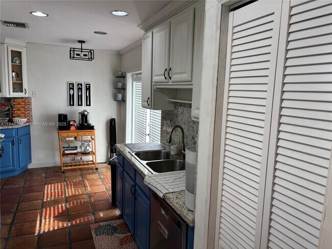 Foto del edificio - 11391 SW 74th Terrace