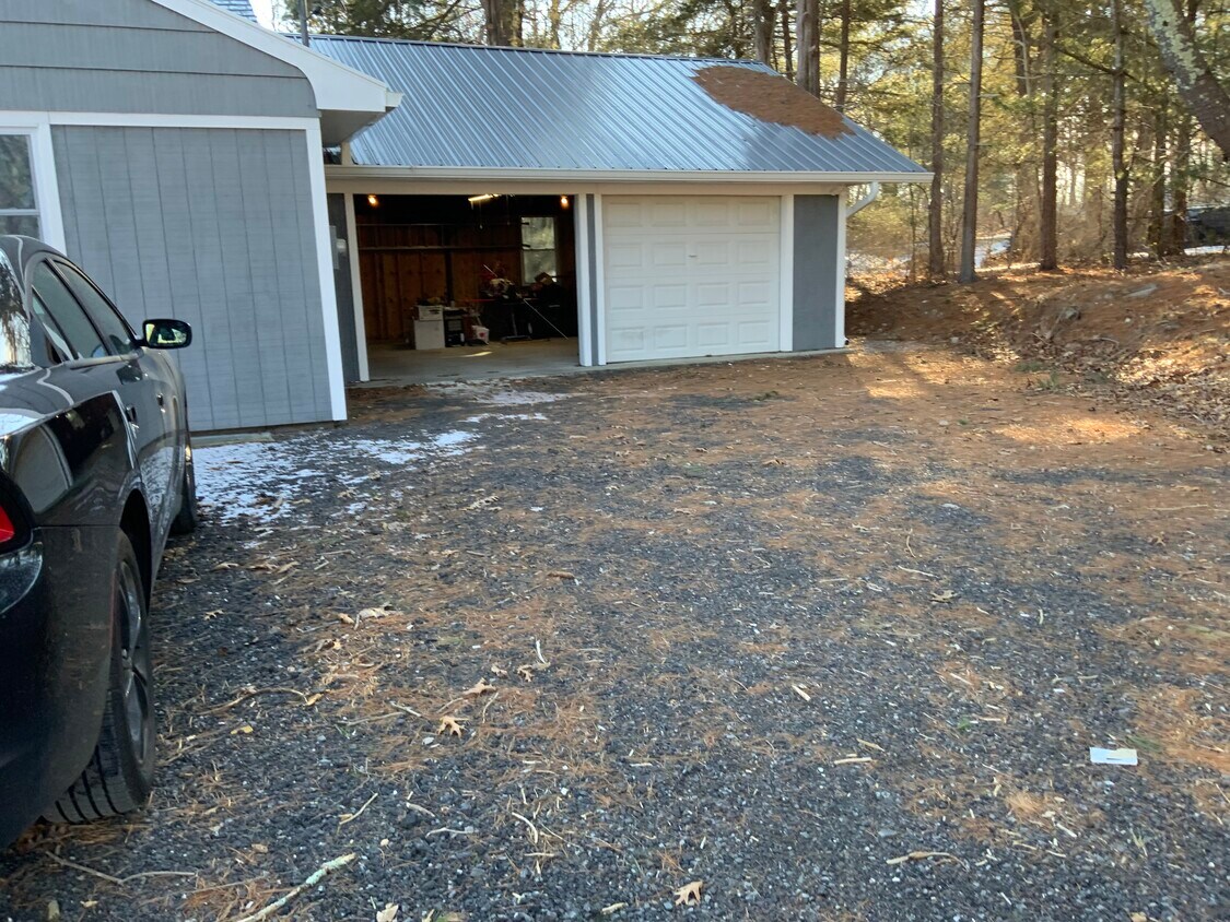 Primary Photo - 675 Colonel Ledyard Hwy