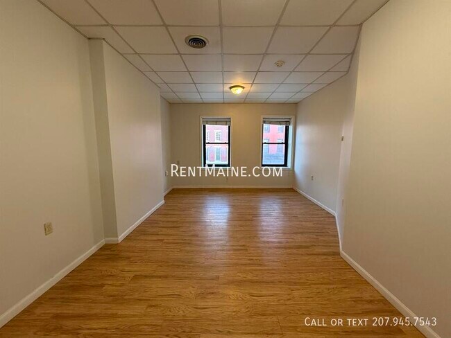 Foto del edificio - 35 Main St