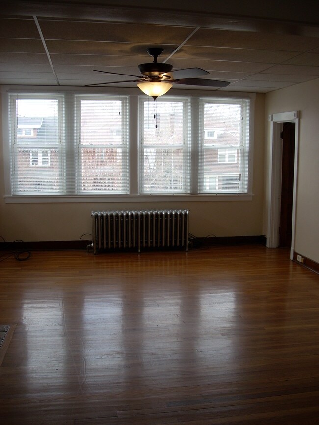 Foto del edificio - 949 S Braddock Ave