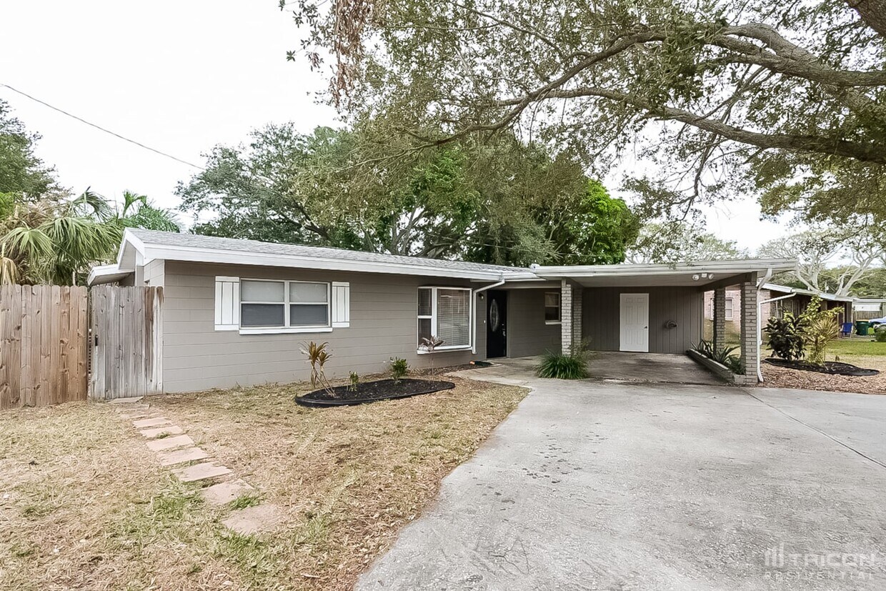 7673 115th Street Seminole FL House Rental in Seminole, FL