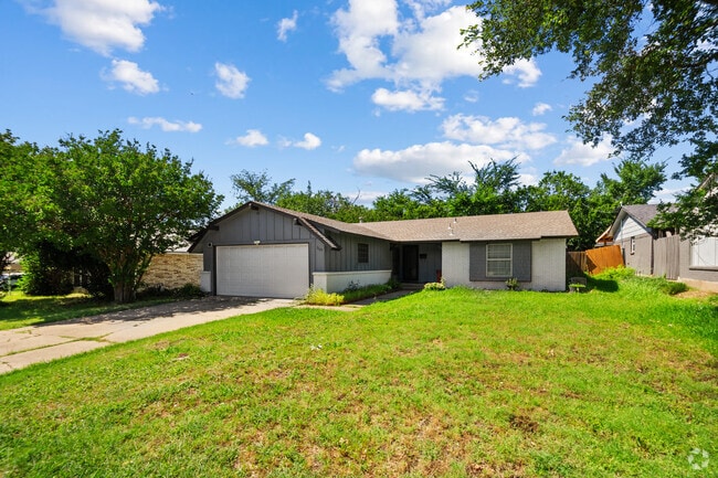 Building Photo - 2629 Peach Tree Ln