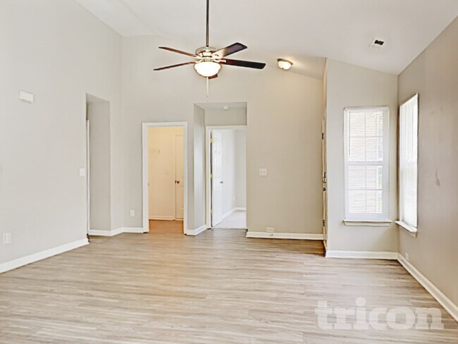 Building Photo - 8422 Wallace Glen Dr