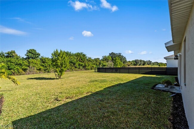 Foto del edificio - 19972 Green Pasture Rd