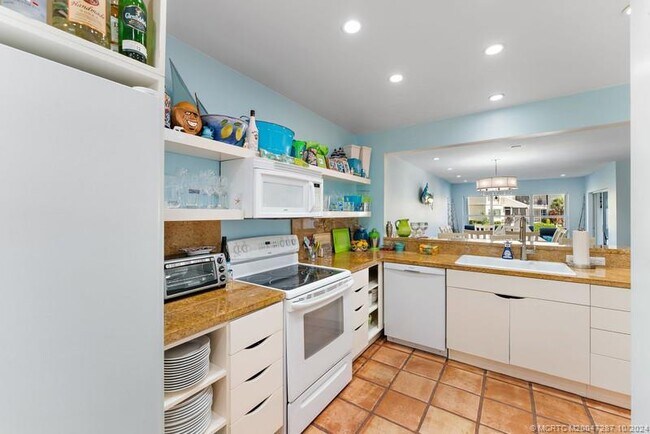 Foto del edificio - 3901 SE St Lucie Blvd