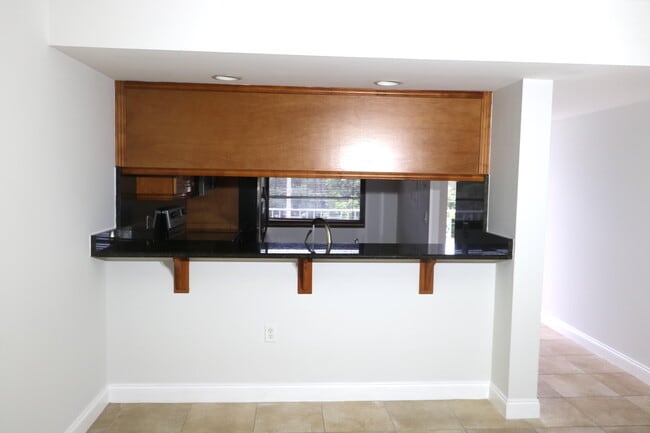 Foto del edificio - 3507 Village Blvd