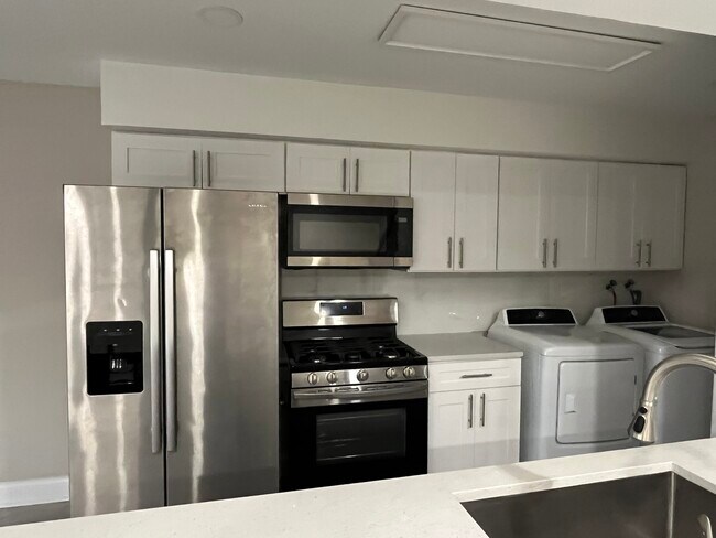 Foto del edificio - 1491 Quaker Ln