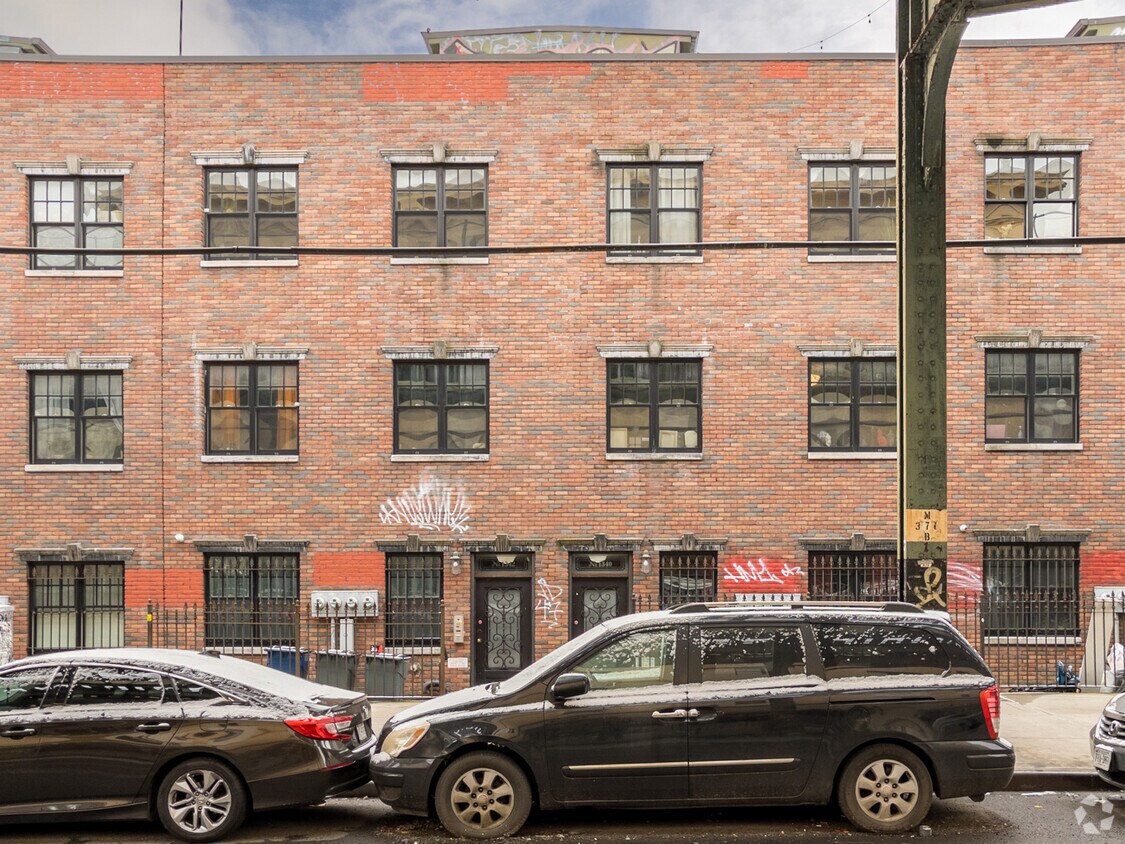 Foto del edificio - 1340 Myrtle Ave