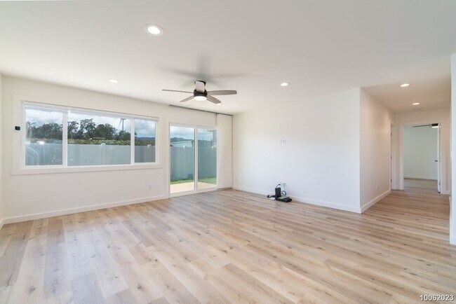 Foto del edificio - $4,600 / 3br - 3 BED 2 BATH BRAND NEW HOME IN KAHUKU VILLAS