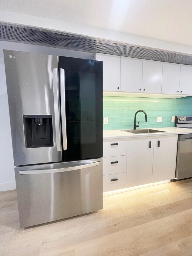All New Appliances - 491 S Otis St (Lakewood, CO)