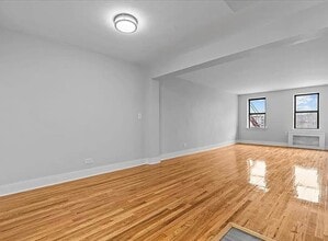 Building Photo - 3260 Netherland Ave