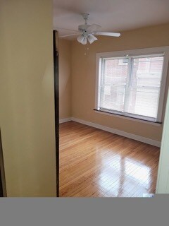 Foto del edificio - 7041 S Constance Ave