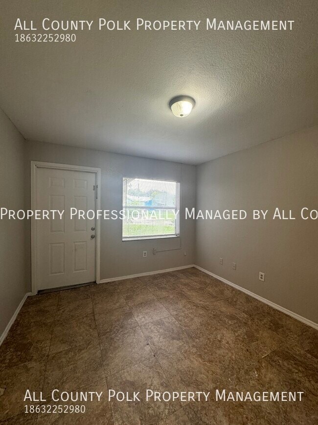 Foto del edificio - Cute Duplex in Fort Meade! 2 Bedroom