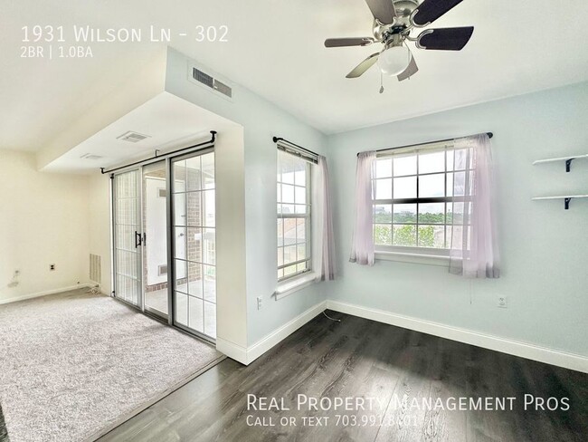 Building Photo - Bright & Beautiful Condo w/View- Walk to T...