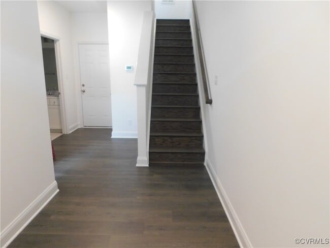 Building Photo - 7004 Leire Ln