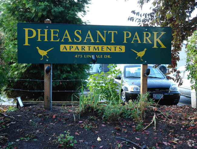 Foto del edificio - Pheasant Park Apartments