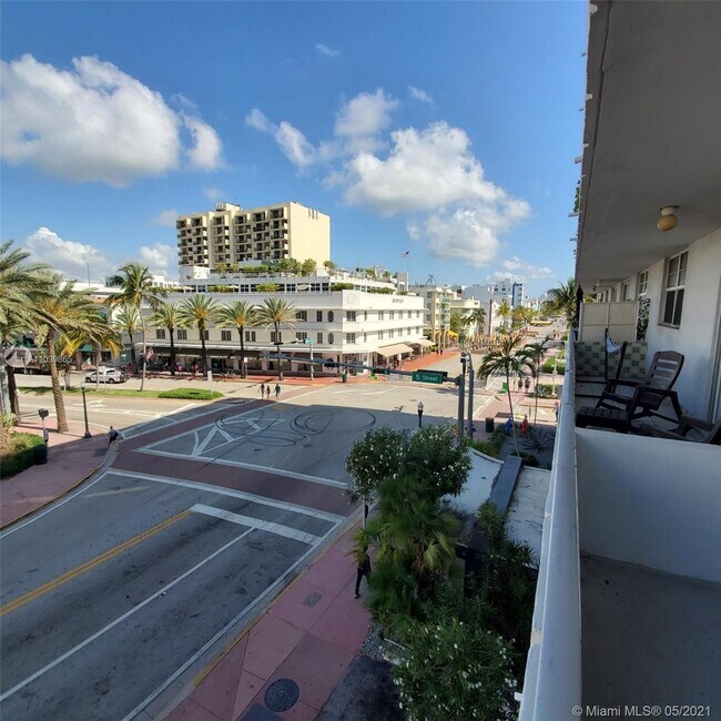 Foto del edificio - 465 Ocean Dr