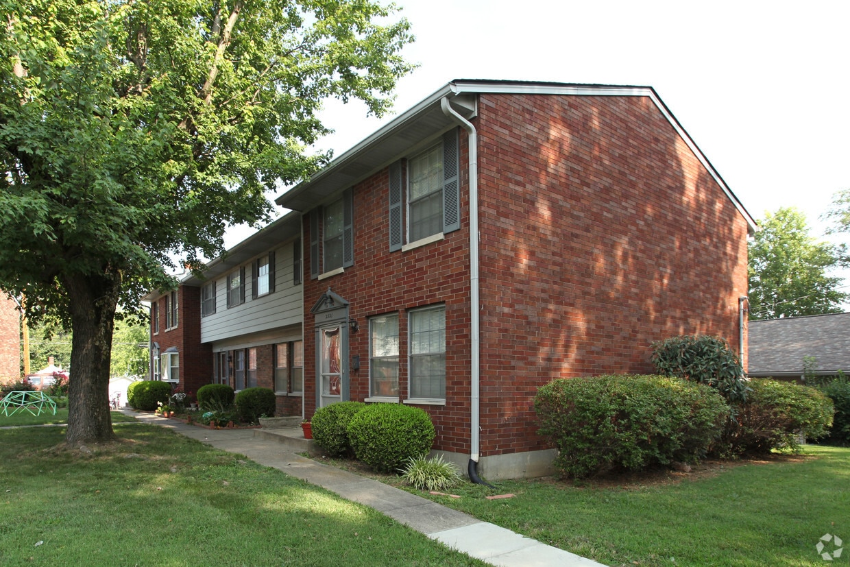 Primary Photo - 2501-2521 Charlestown Rd