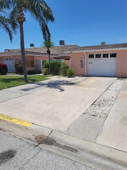 Foto principal - 555 Boca Ciega Point Blvd S