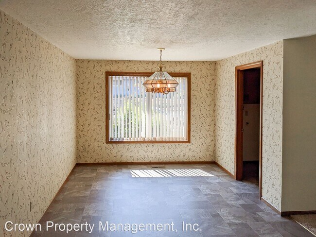 Building Photo - 3 br, 2 bath House - 635 J David St SE