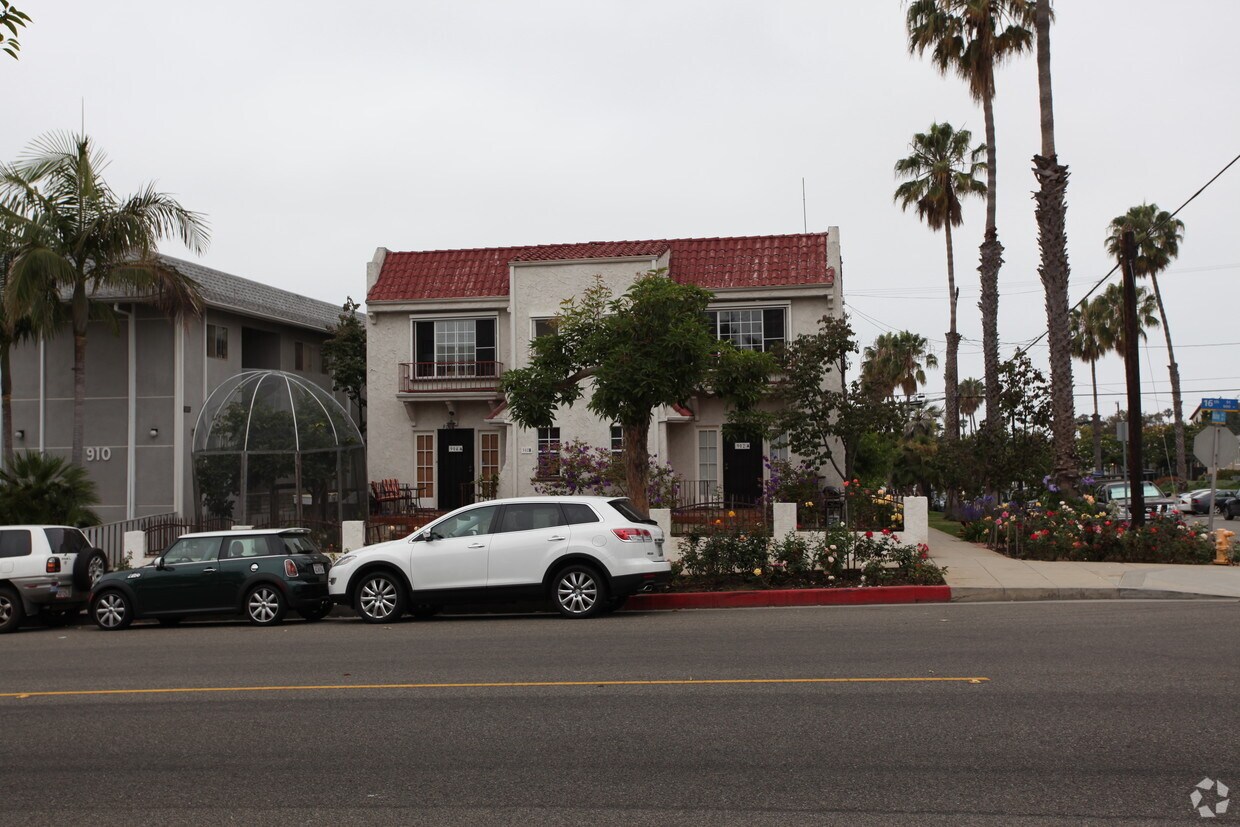 Building Photo - 902 16th St