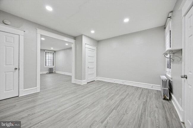 Building Photo - 1611 Allengrove St
