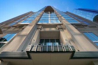 Building Photo - 415 Church St