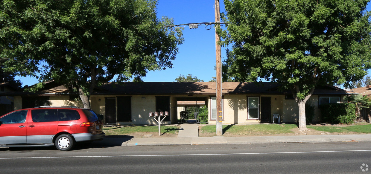 Building Photo - 3705 Coffee Rd