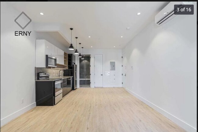 Foto del edificio - 1613 Brooklyn Ave