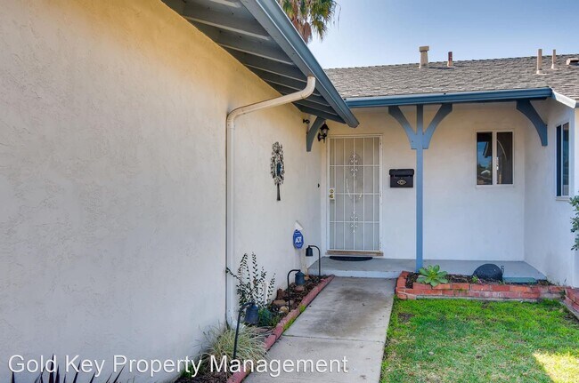 Building Photo - 3 br, 2 bath House - 8413 Lake Gaby Avenue