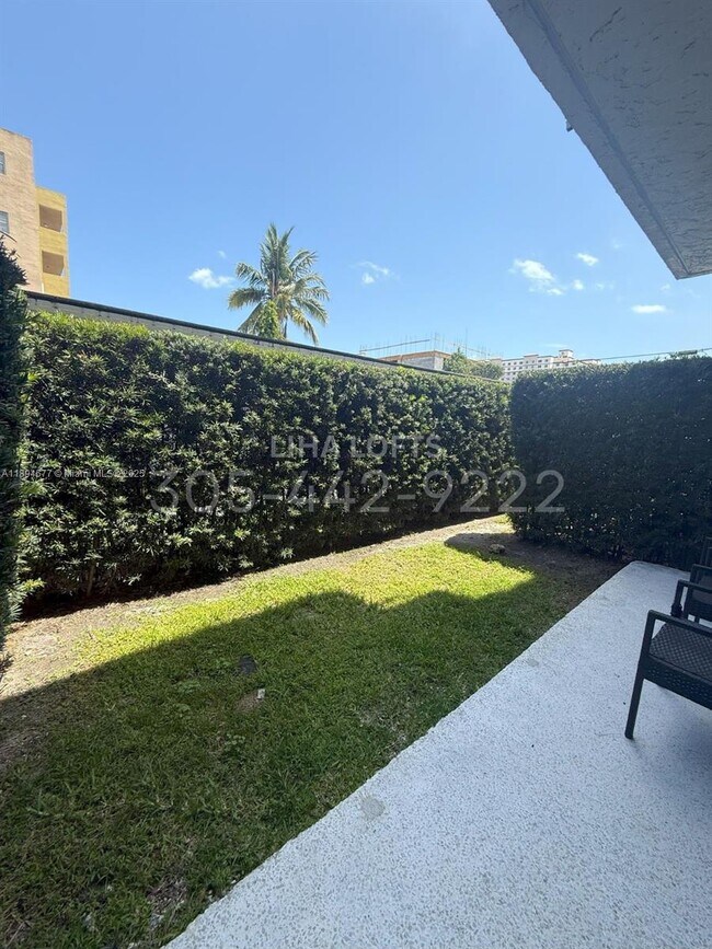 Foto del edificio - 1328 NW 4th St