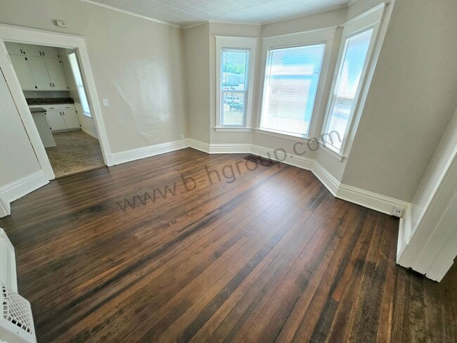 Building Photo - 1808 56th St