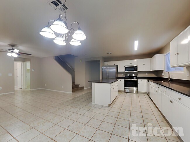 Foto del edificio - 11823 W Windrose Ave