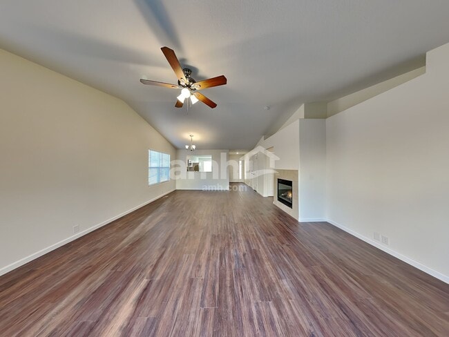 Building Photo - 8444 Sunbow Ct