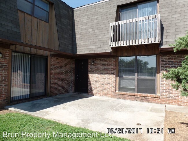 Building Photo - 502 Cedartop Ln