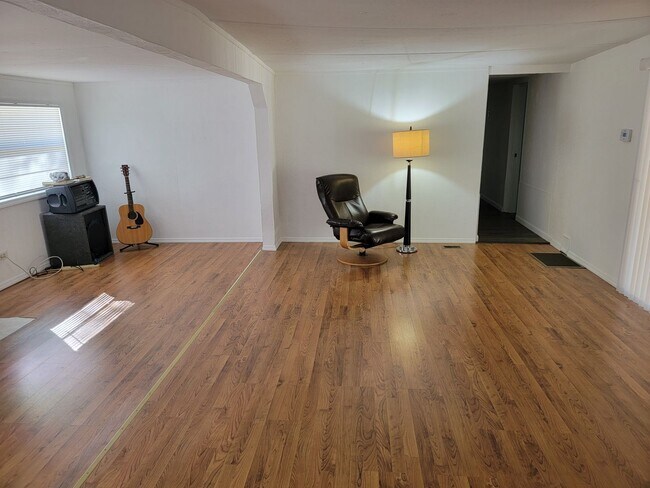 Foto del edificio - Peaceful 3/1 on over an Acre in Inverness!!!