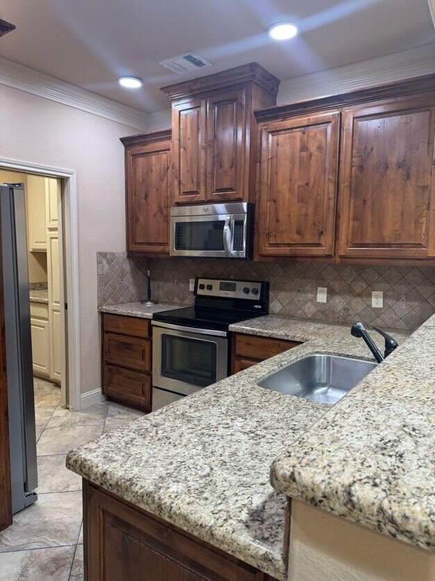 Foto del edificio - Welcome Home to Summit Crossing