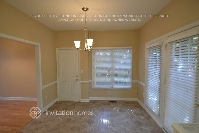 Building Photo - 3600 Sunningdale Way