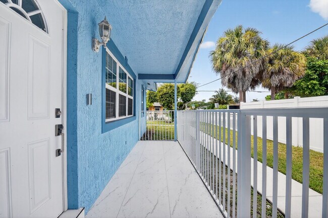 Foto del edificio - 601 SW 5th Ave