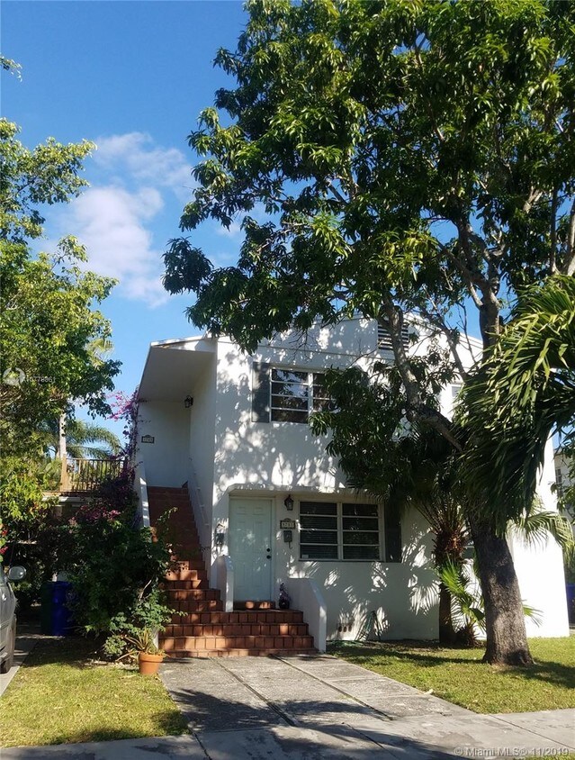 Foto principal - 3783 SW 27th Terrace