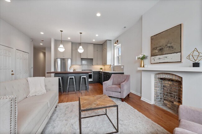 Foto del edificio - 217 S Bell Ave