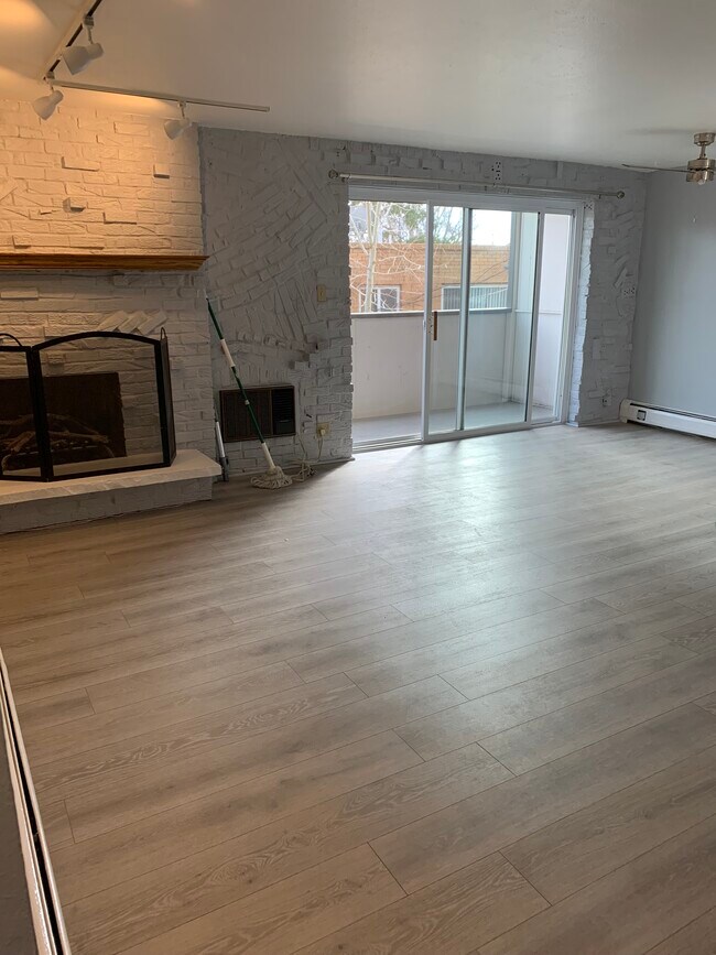 Foto del edificio - 1270 N Marion St