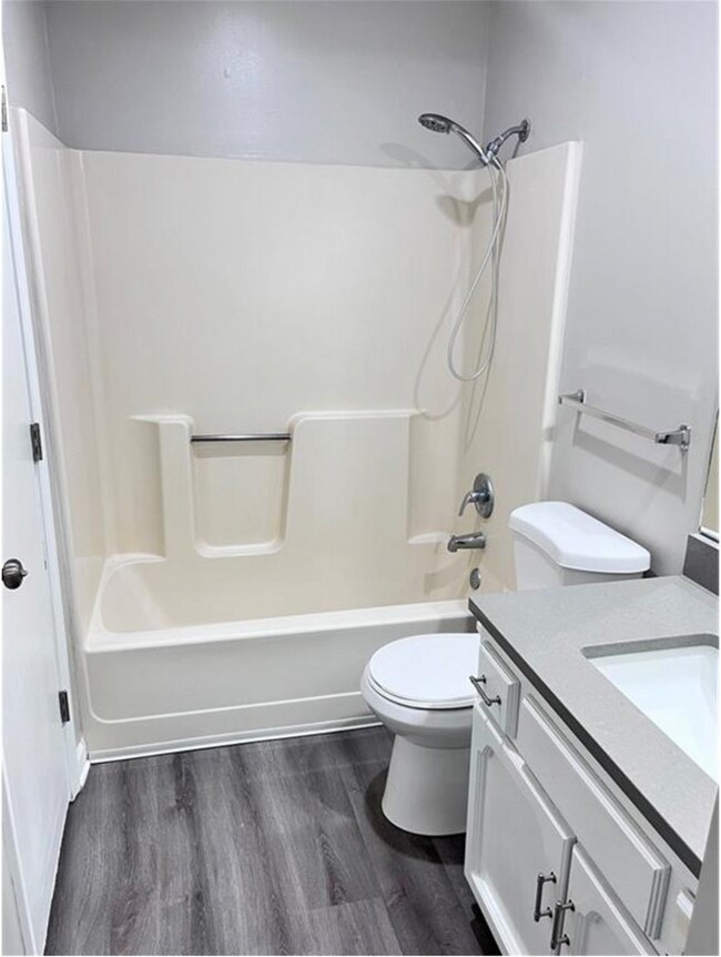 Foto del edificio - 419 Spring Ave