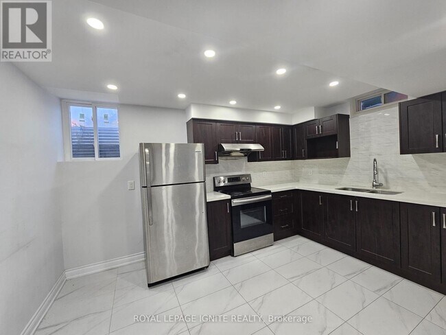 Building Photo - 41 Gordon Weeden Rd