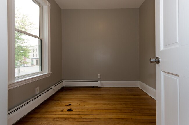 Foto del edificio - 22 Highland Ave