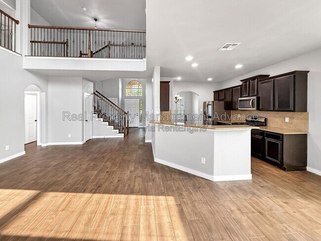 Foto del edificio - 512 Winchester Dr