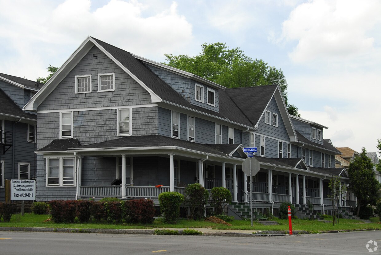 Foto del edificio - 355-359 Thurston Rd W