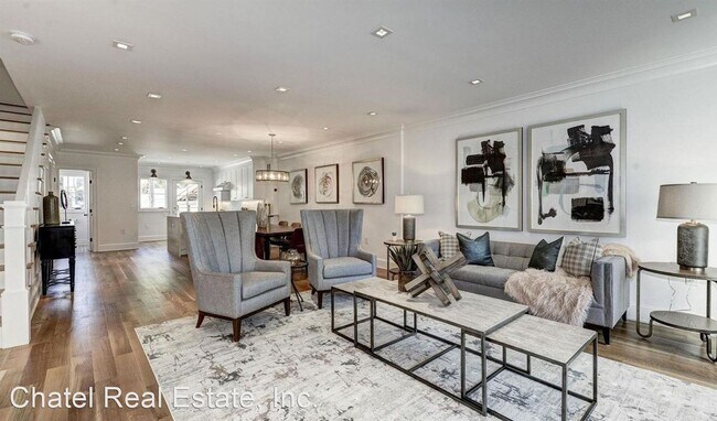 Building Photo - 6 br, 4.5 bath House - 3713 Reservoir Road...